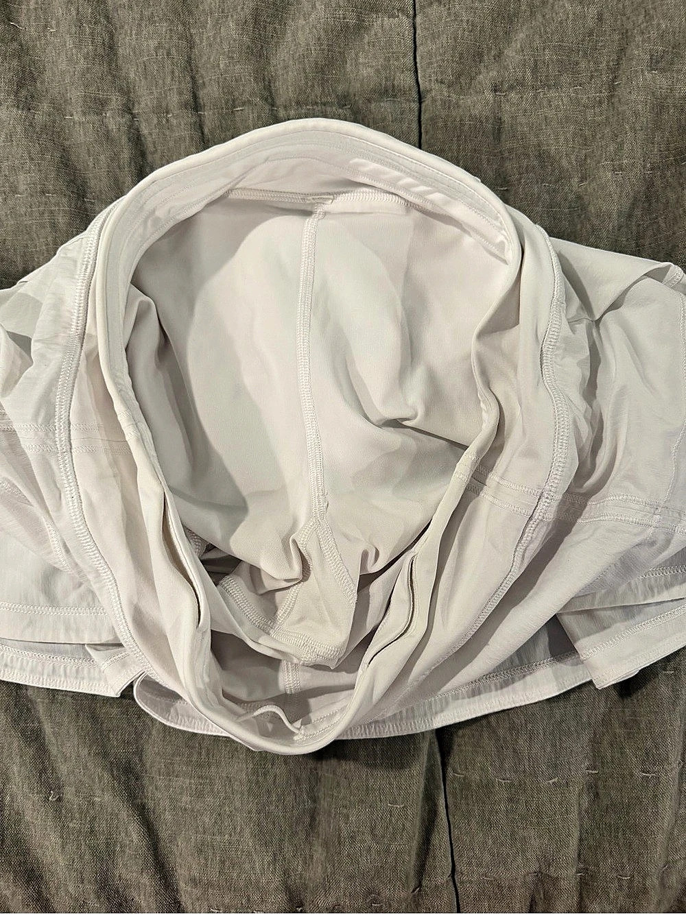 lululemon Court Rival High-Rise Skirt Mini Skirt White Size 8 - Picture 4 of 5